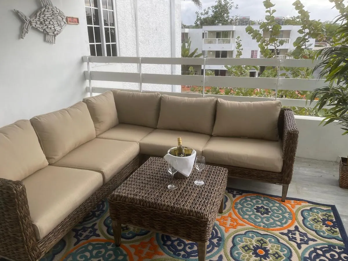Marriott White Sands, Beachfront Condo At Negril Beach Club Apartment