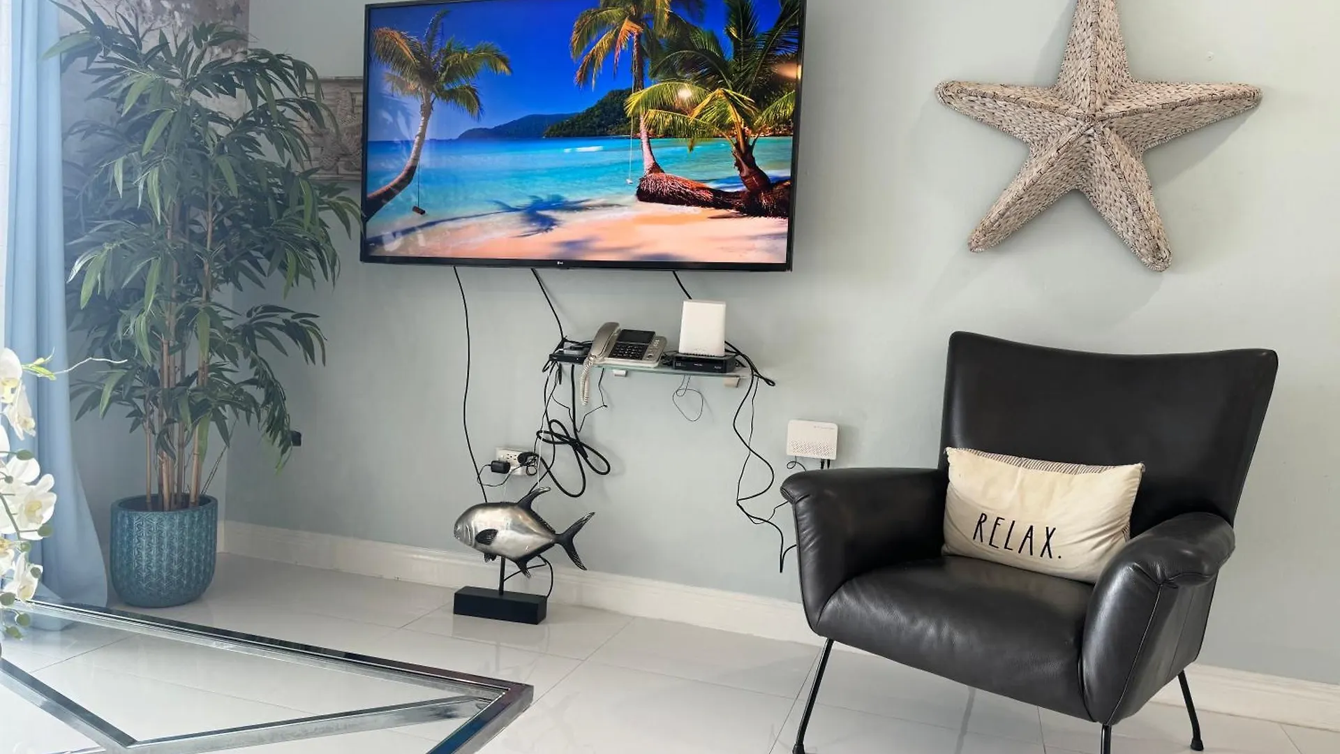Marriott White Sands, Beachfront Condo At Negril Beach Club Apartment