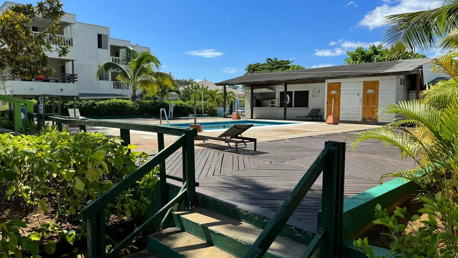 Marriott White Sands, Beachfront Condo At Negril Beach Club Jamaica